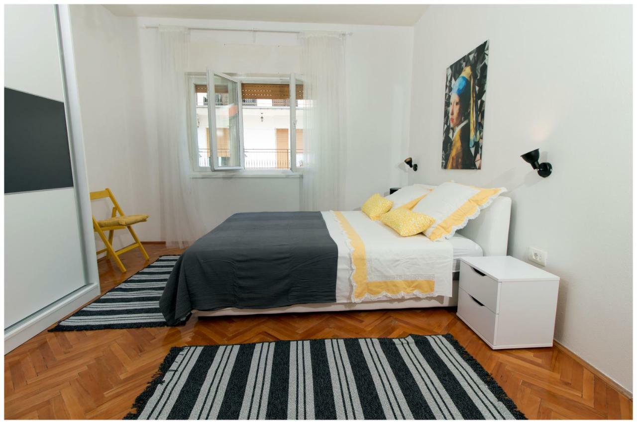 Large Apartment Between Split And Trogir Kastela Dış mekan fotoğraf